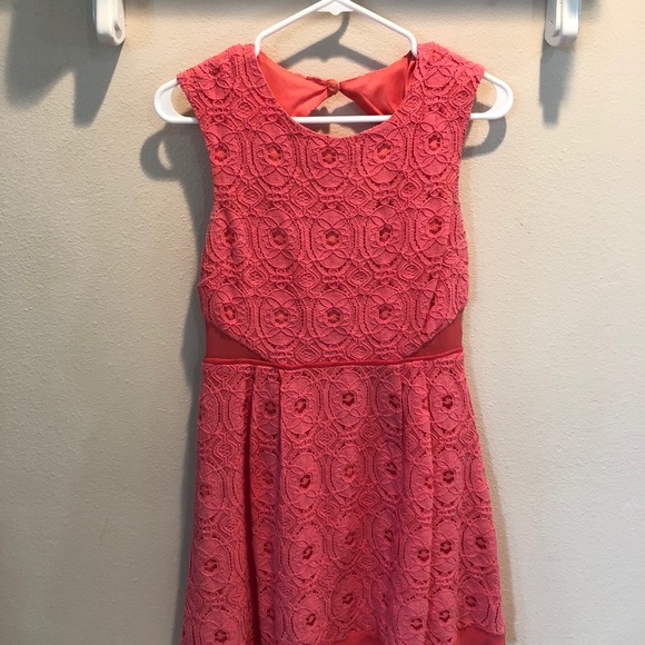 Urban Outfitters || Kimchi Blue dress size 2 - Picture 5 of 6